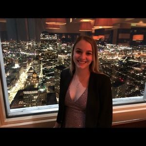 Meet your Posher, Vicky